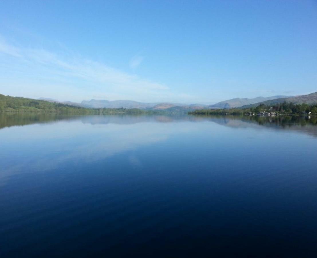 Marina Boathouse, Lake Windermere Lets โบว์เนส ออน วินเดอเมียร์ ภายนอก รูปภาพ